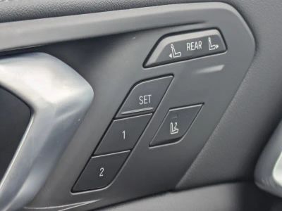 2025 BMW X7 — photo 30 view