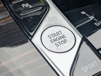 2025 BMW X7 — photo 28 view