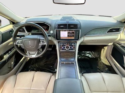 2018 Lincoln Continental — photo 15 view