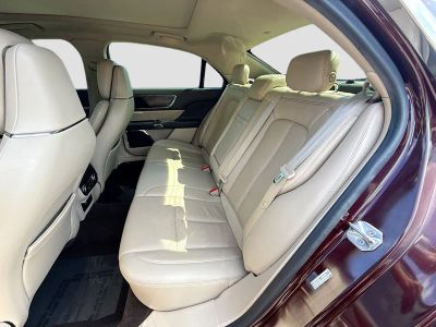2018 Lincoln Continental — photo 20 view