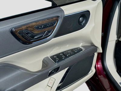 2018 Lincoln Continental — photo 22 view