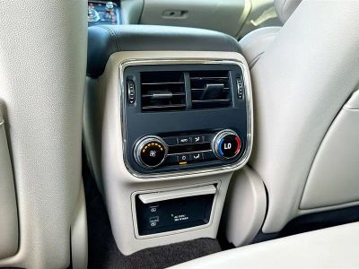 2018 Lincoln Continental — photo 19 view