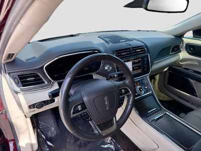 2018 Lincoln Continental — photo 25 view