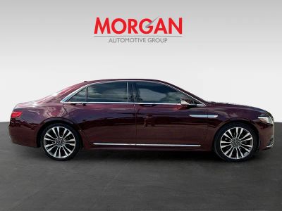 2018 Lincoln Continental — side profile view