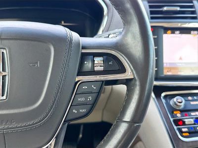2018 Lincoln Continental — photo 36 view