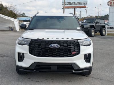 2025 Ford Explorer - Photo 8