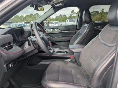 2025 Ford Explorer - Photo 12