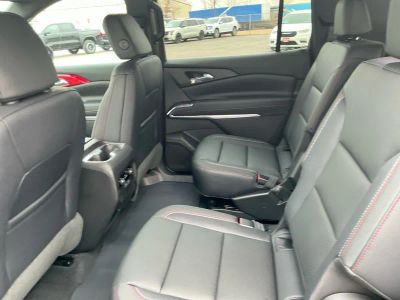2026 Chevrolet Traverse - Photo 17