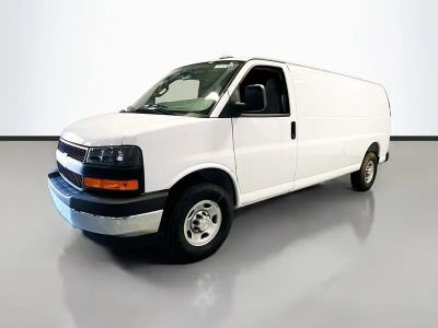 2025 Chevrolet Express Cargo — side profile view