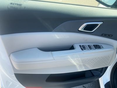 2026 Kia Carnival — photo 16 view