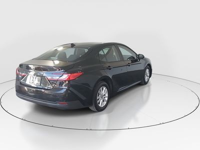 2025 Toyota Camry — photo 7 view