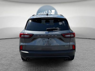 2025 Ford Escape — detail view