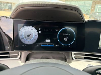 2026 Hyundai Elantra — photo 24 view