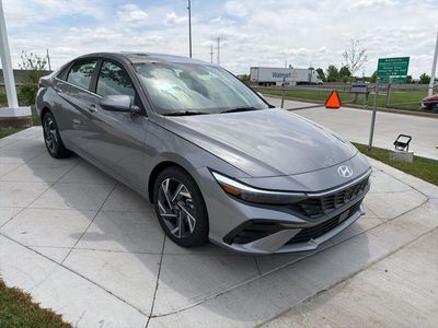 2026 Hyundai Elantra — photo 7 view