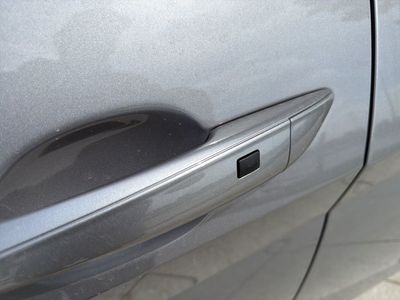 2026 Hyundai Elantra — photo 11 view