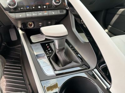 2026 Hyundai Elantra — photo 29 view