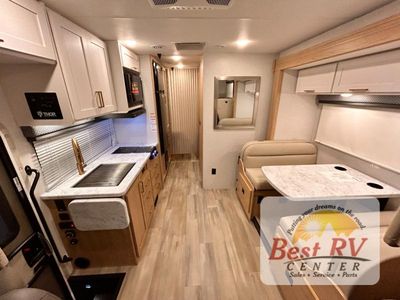 2026 Thor Motor Coach Four Winds - Photo 11