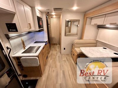 2026 Thor Motor Coach Four Winds - Photo 12