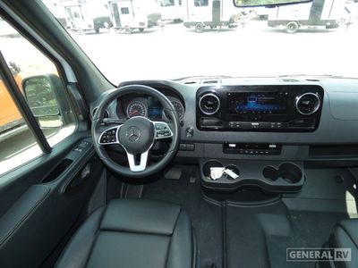 2026 Winnebago Revel Sport - Photo 9
