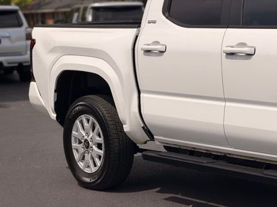 2024 Toyota Tacoma SR5 Double Cab — photo 9 view