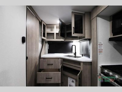 2026 Grand Design Imagine XLS — photo 22 view