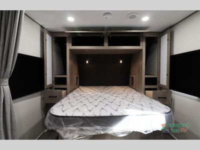 2026 Grand Design Imagine XLS — photo 31 view