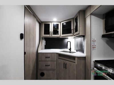 2026 Grand Design Imagine XLS — photo 21 view