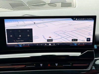 2026 BMW 5 Series — photo 33 view