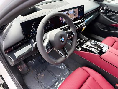 2026 BMW 5 Series — photo 26 view