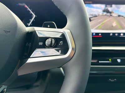 2026 BMW 5 Series — photo 39 view
