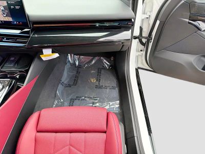 2026 BMW 5 Series — photo 18 view