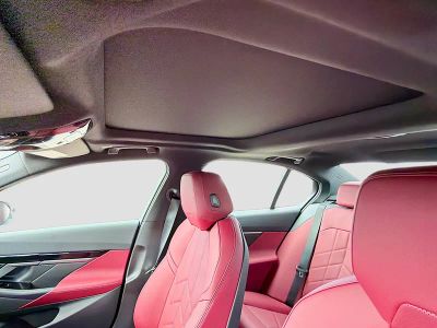 2026 BMW 5 Series — photo 27 view