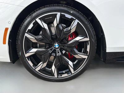 2026 BMW 5 Series — photo 42 view