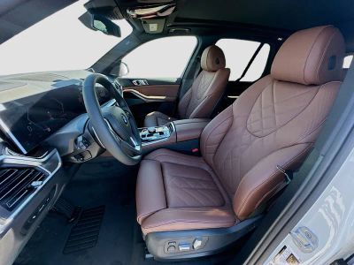 2026 BMW X5 — photo 16 view