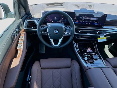 2026 BMW X5 — photo 17 view