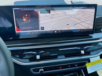 2026 BMW X5 — photo 10 view