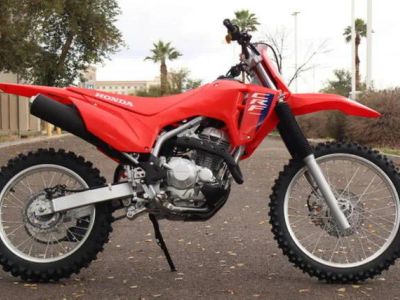 2026 Honda® CRF450R — front three-quarter view
