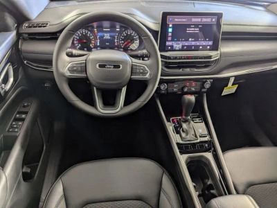 2026 Jeep Compass — photo 13 view