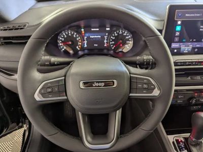 2026 Jeep Compass — photo 18 view