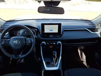 2023 Toyota RAV4 - Photo 19