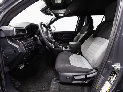 2025 Toyota 4Runner - Photo 4