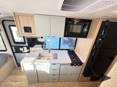 2025 Winnebago Micro Minnie - Photo 34