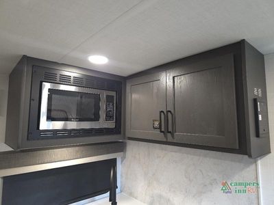 2026 Forest River RV Rockwood Ultra Lite — photo 24 view