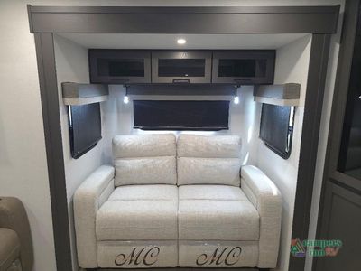 2026 Forest River RV Rockwood Ultra Lite — photo 43 view