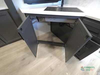 2026 Forest River RV Rockwood Ultra Lite — photo 21 view