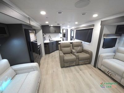 2026 Forest River RV Rockwood Ultra Lite — photo 17 view