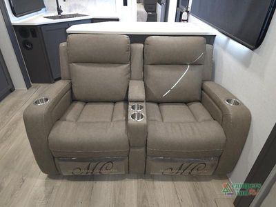 2026 Forest River RV Rockwood Ultra Lite — photo 39 view