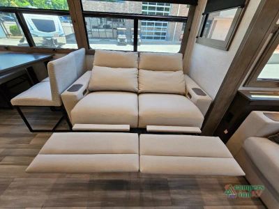 2024 Grand Design Solitude — photo 26 view
