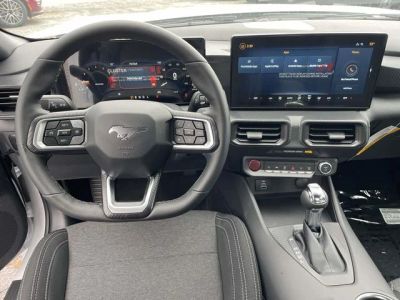 2026 Ford Mustang - Photo 4