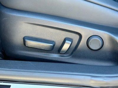 2025 Lexus IS — photo 23 view